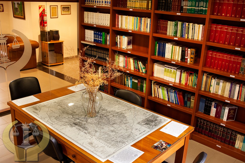 Imagen histórica del Colegio de Abogados