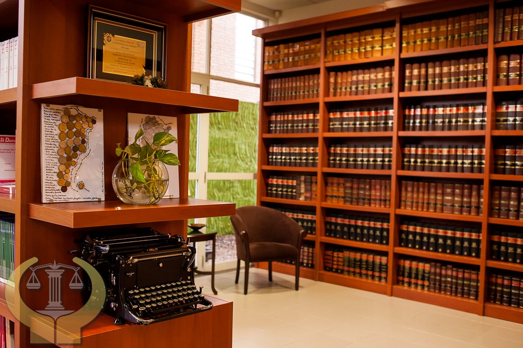 Imagen histórica del Colegio de Abogados